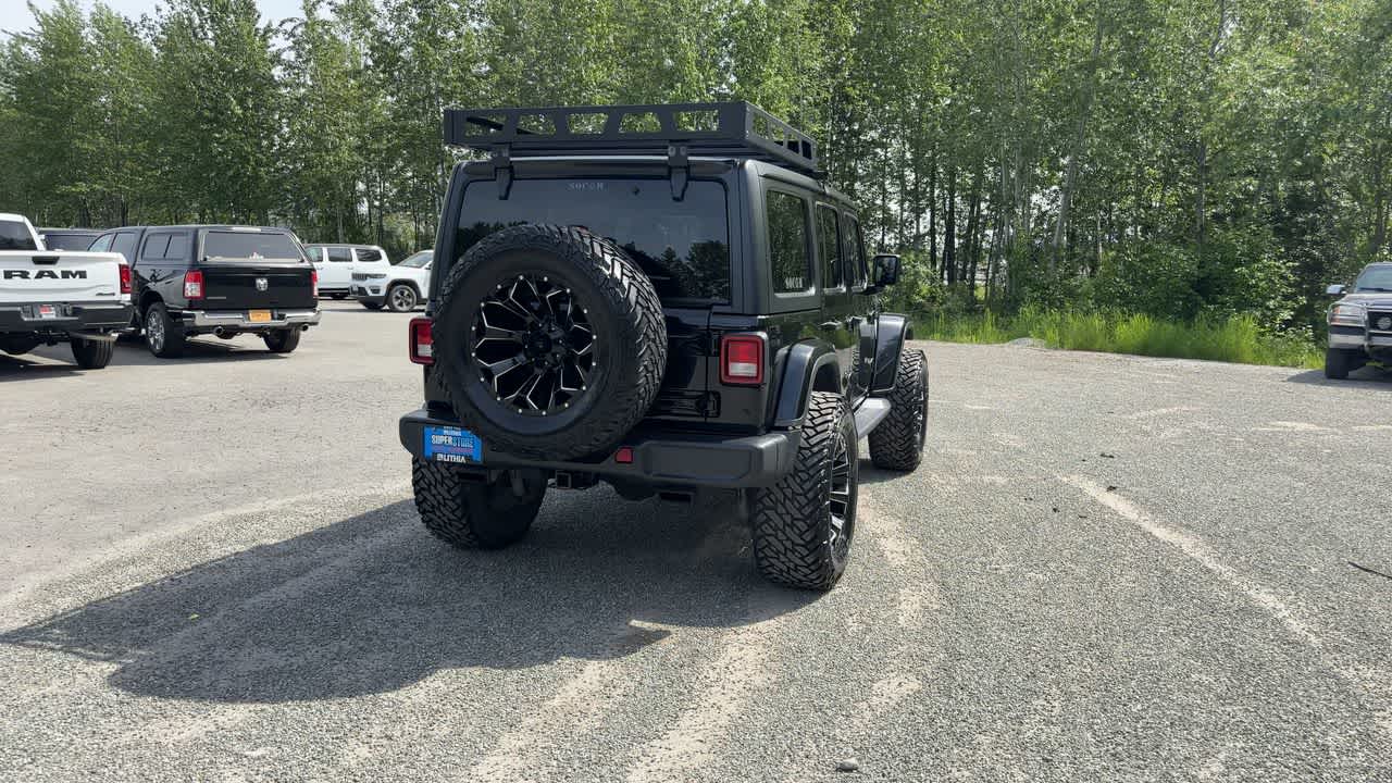 Thumbnail: 2018 Jeep Wrangler - 13