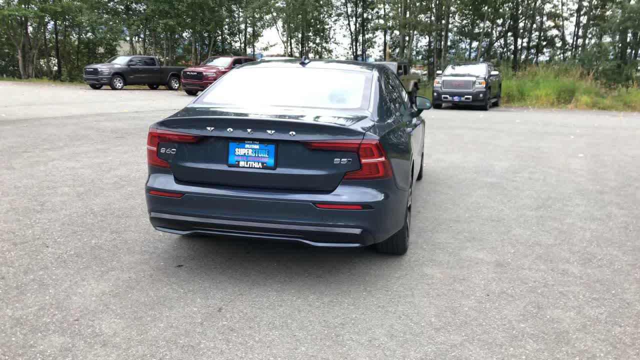 Thumbnail: 2024 Volvo S60 - 12