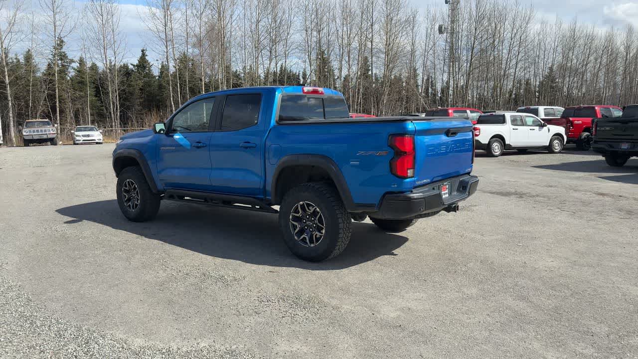Thumbnail: 2024 Chevrolet Colorado - 10
