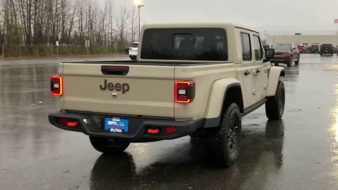 Thumbnail: 2022 Jeep Gladiator - 13