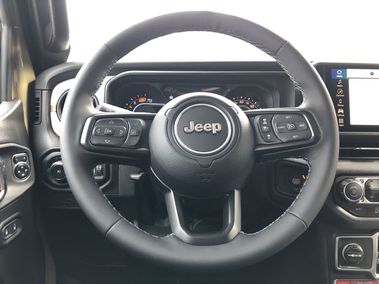 Thumbnail: 2025 Jeep Wrangler - 25