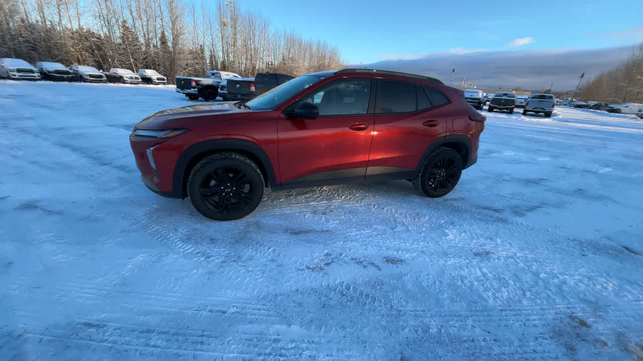 Thumbnail: 2024 Chevrolet Trax - 7