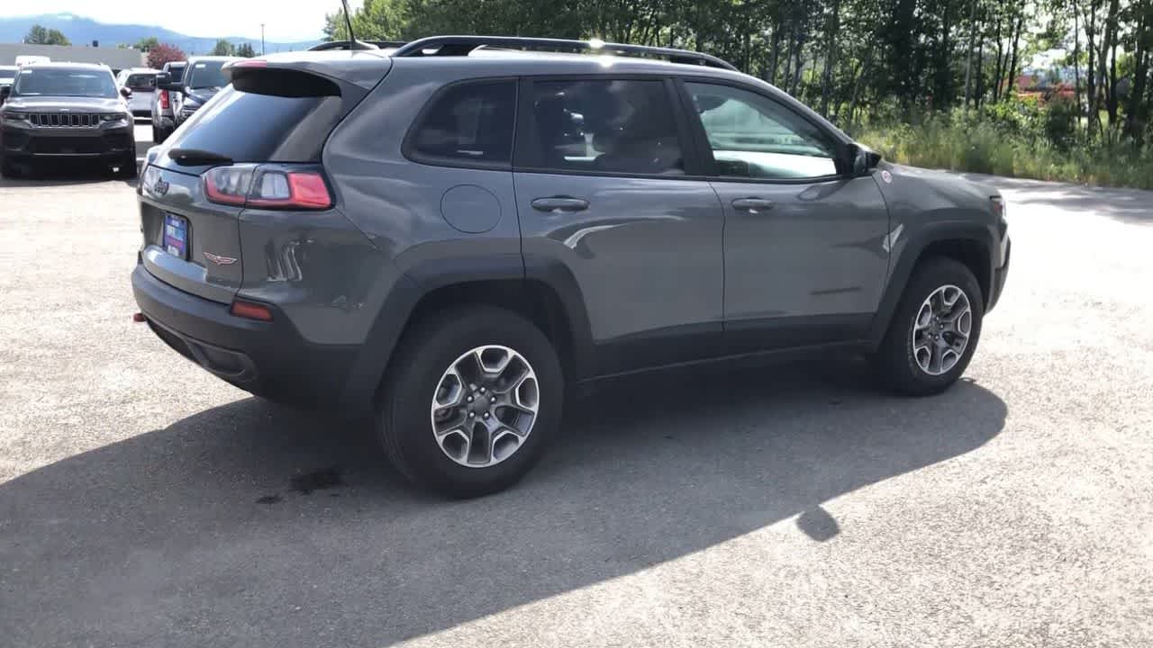 Thumbnail: 2022 Jeep Cherokee - 14