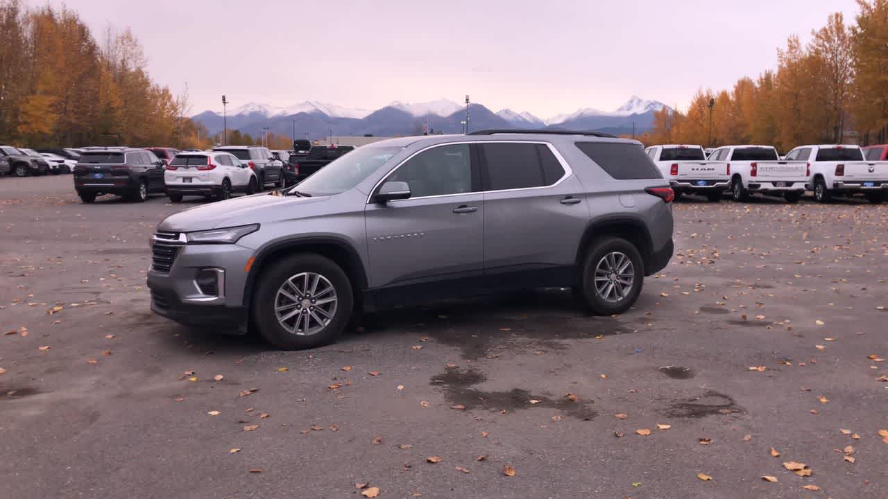 Thumbnail: 2023 Chevrolet Traverse - 7