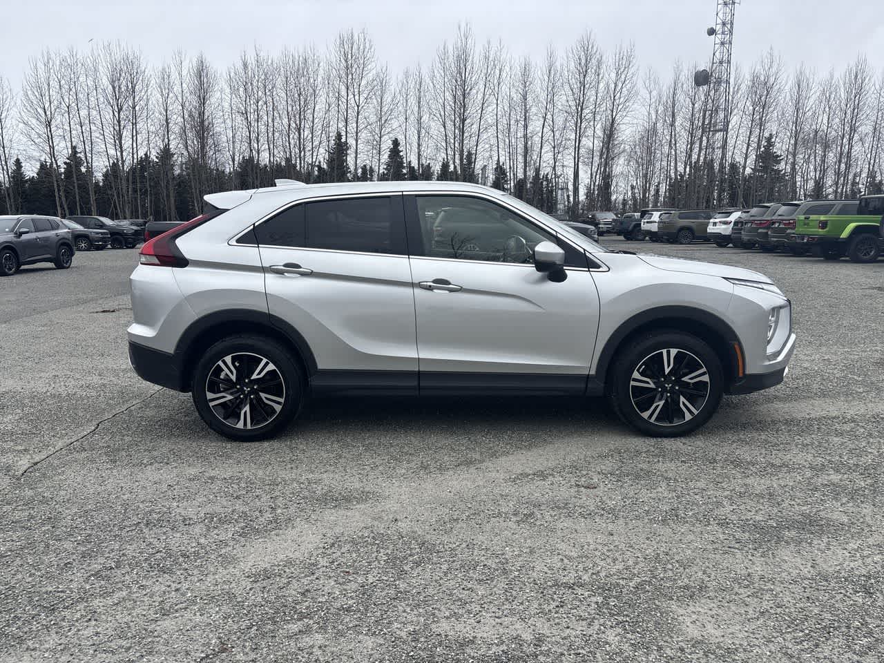 Thumbnail: 2024 Mitsubishi Eclipse Cross - 9