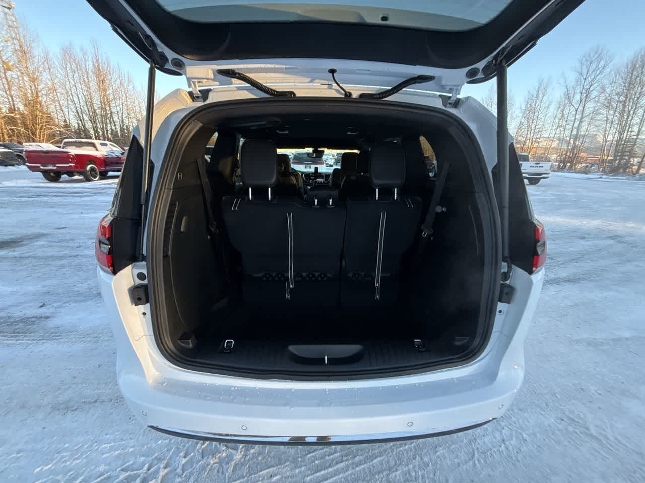 Thumbnail: 2026 Chrysler Pacifica - 20