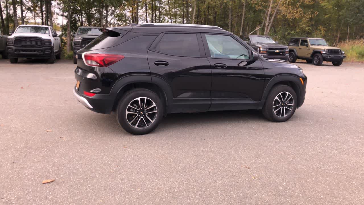Thumbnail: 2025 Chevrolet TrailBlazer - 15