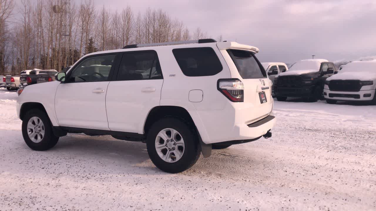 Thumbnail: 2024 Toyota 4Runner - 9