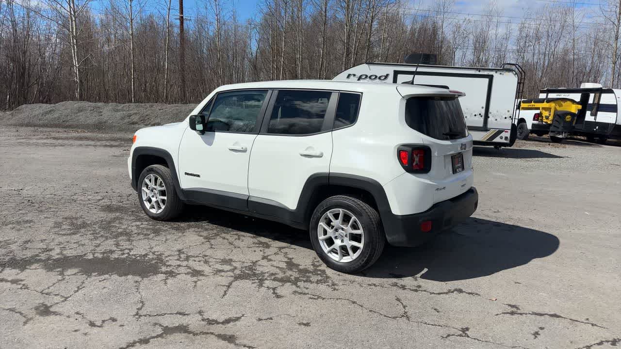 Thumbnail: 2023 Jeep Renegade - 10