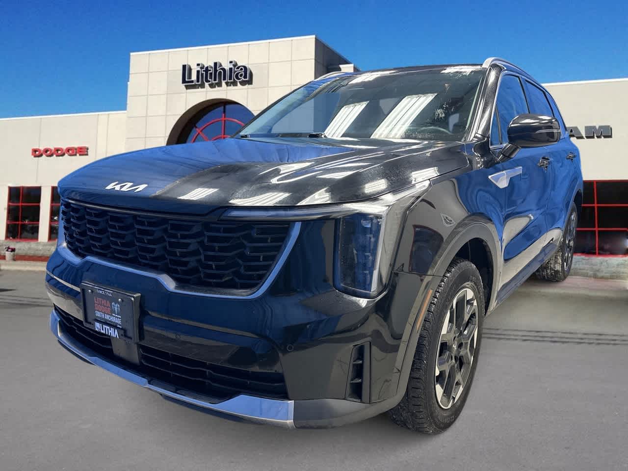 2024 Kia Sorento S's photo