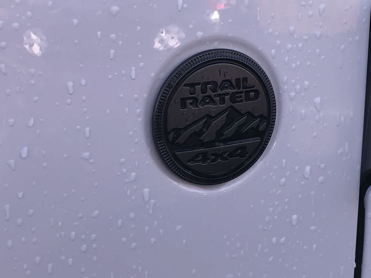 Thumbnail: 2022 Jeep Gladiator - 18