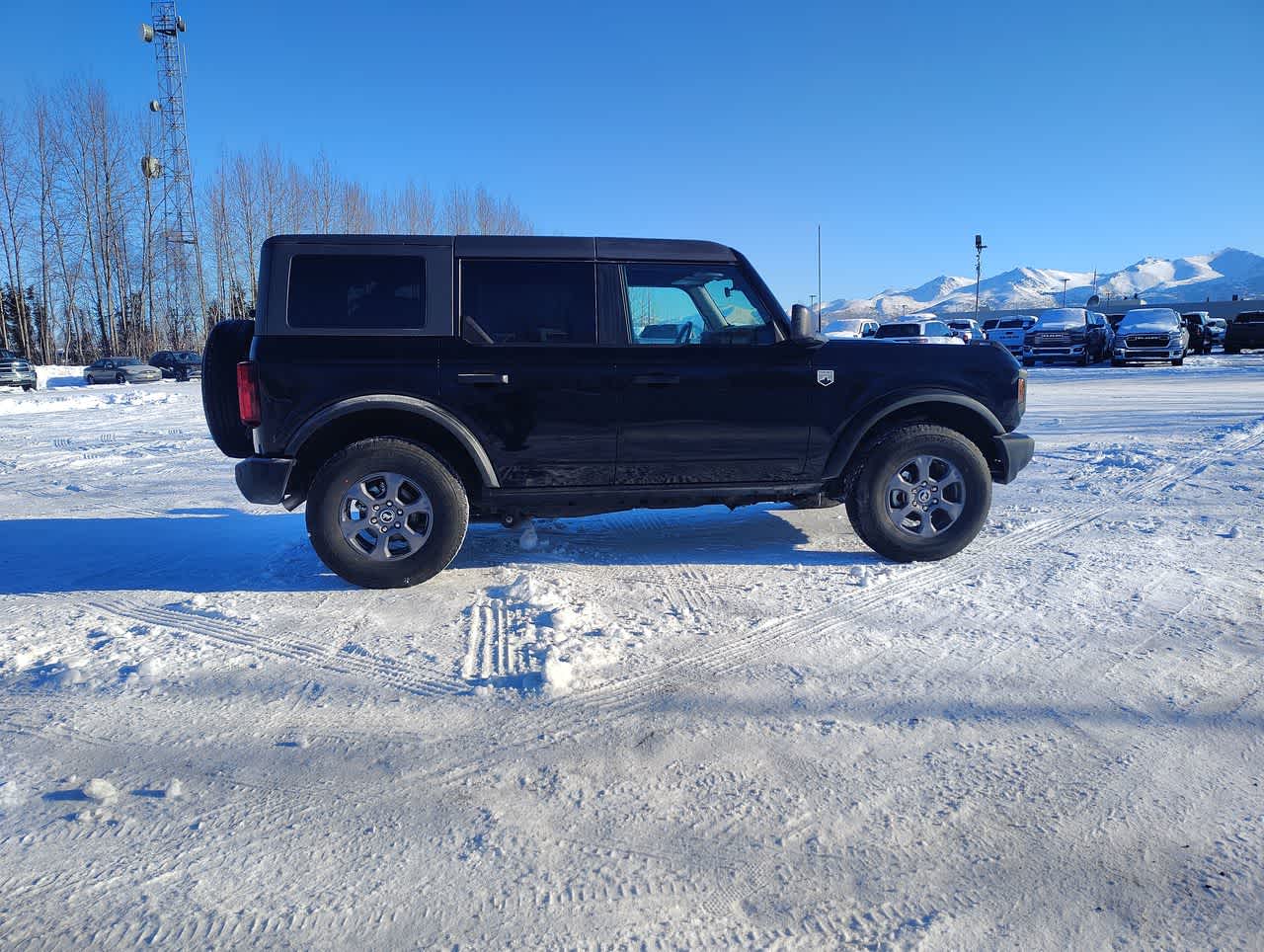 Thumbnail: 2025 Ford Bronco - 9