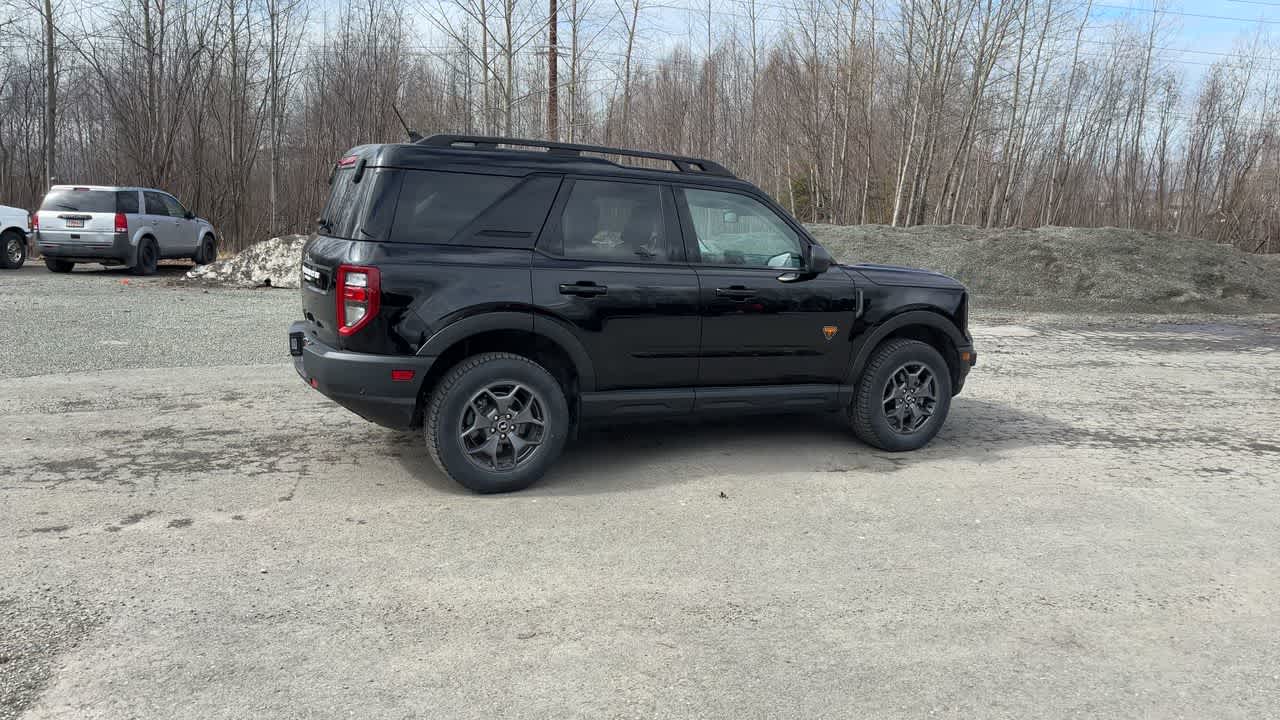 Thumbnail: 2022 Ford Bronco Sport - 15