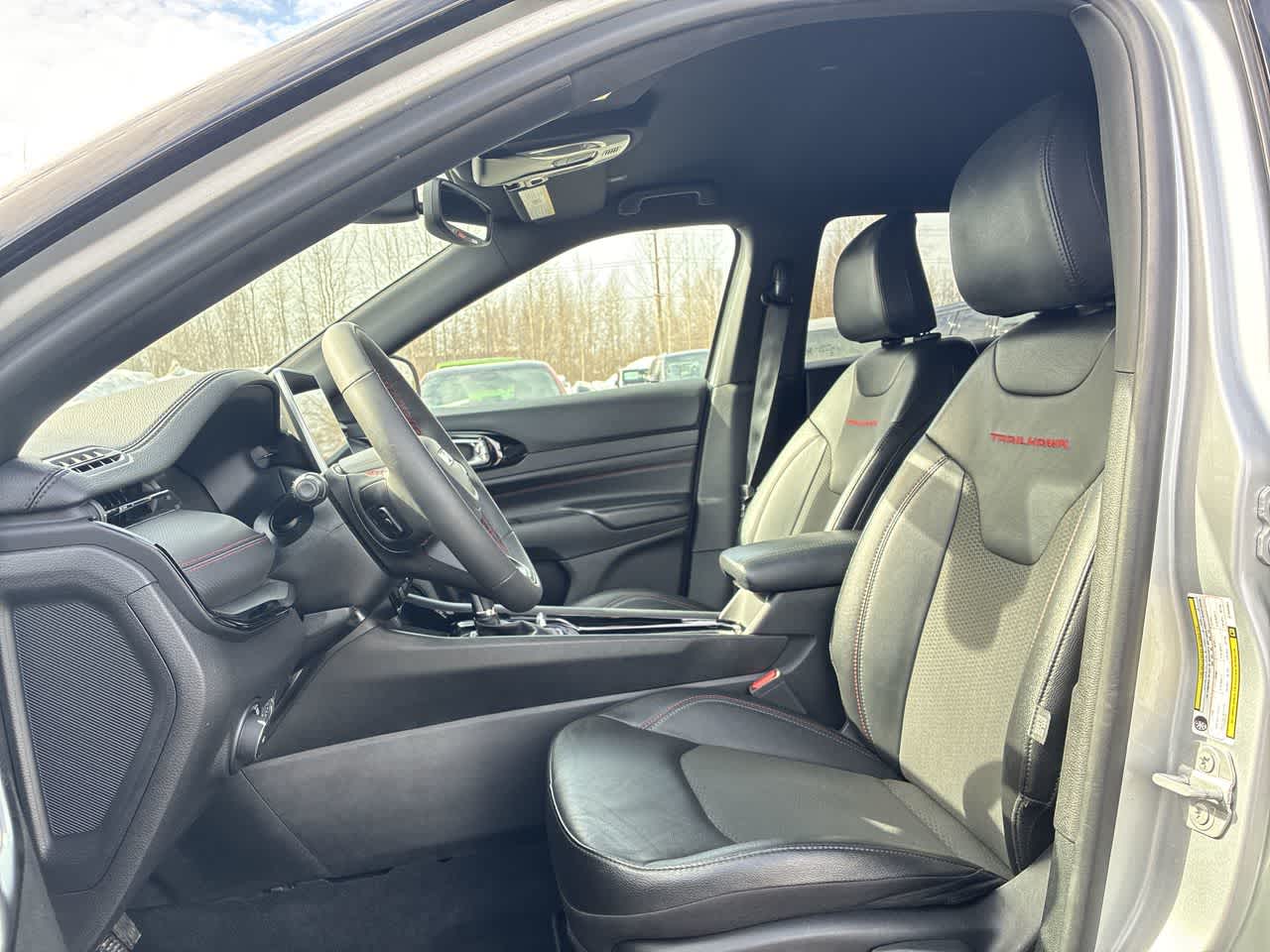Thumbnail: 2025 Jeep Compass - 15