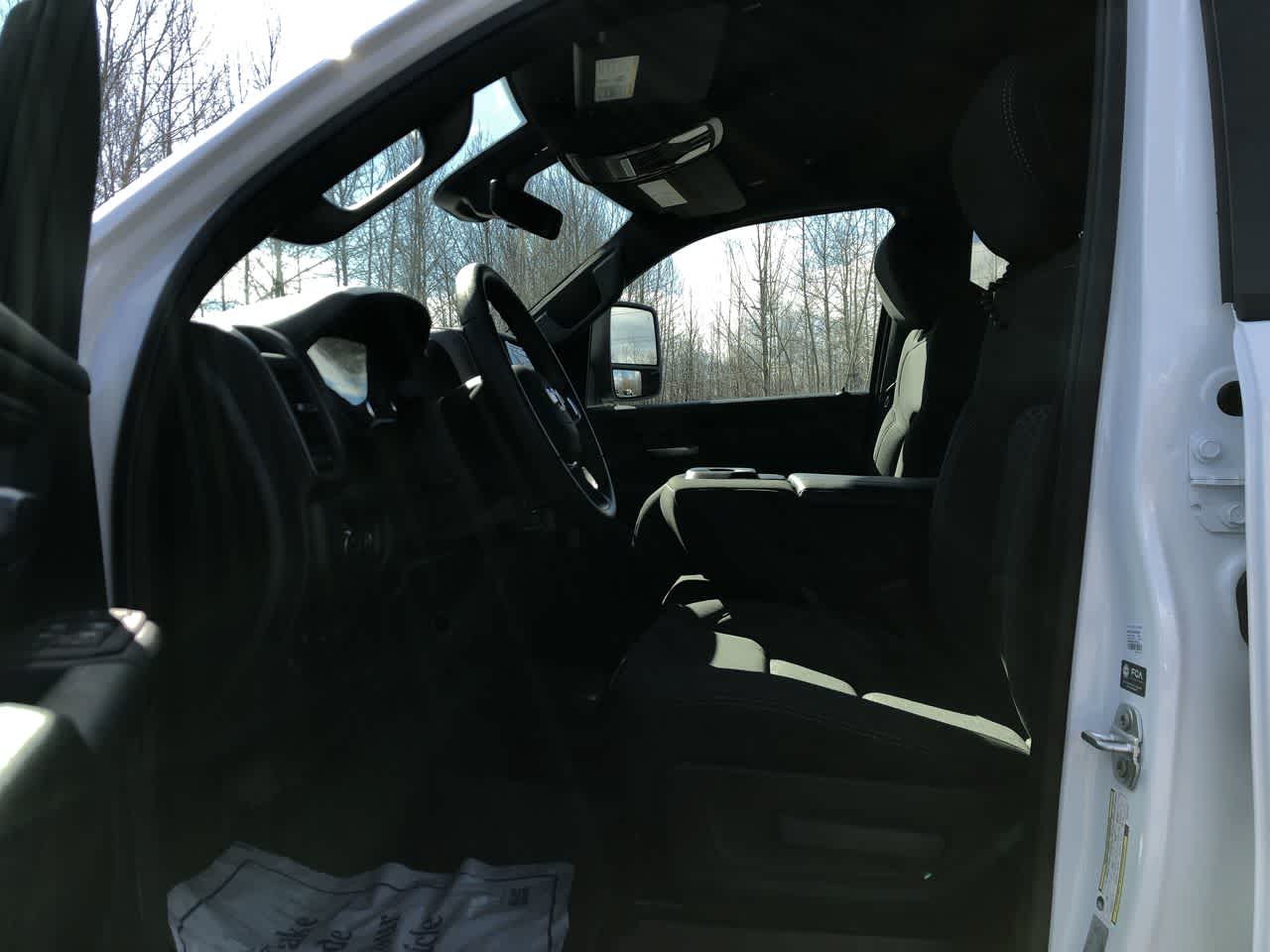 Thumbnail: 2025 RAM 1500 - 23