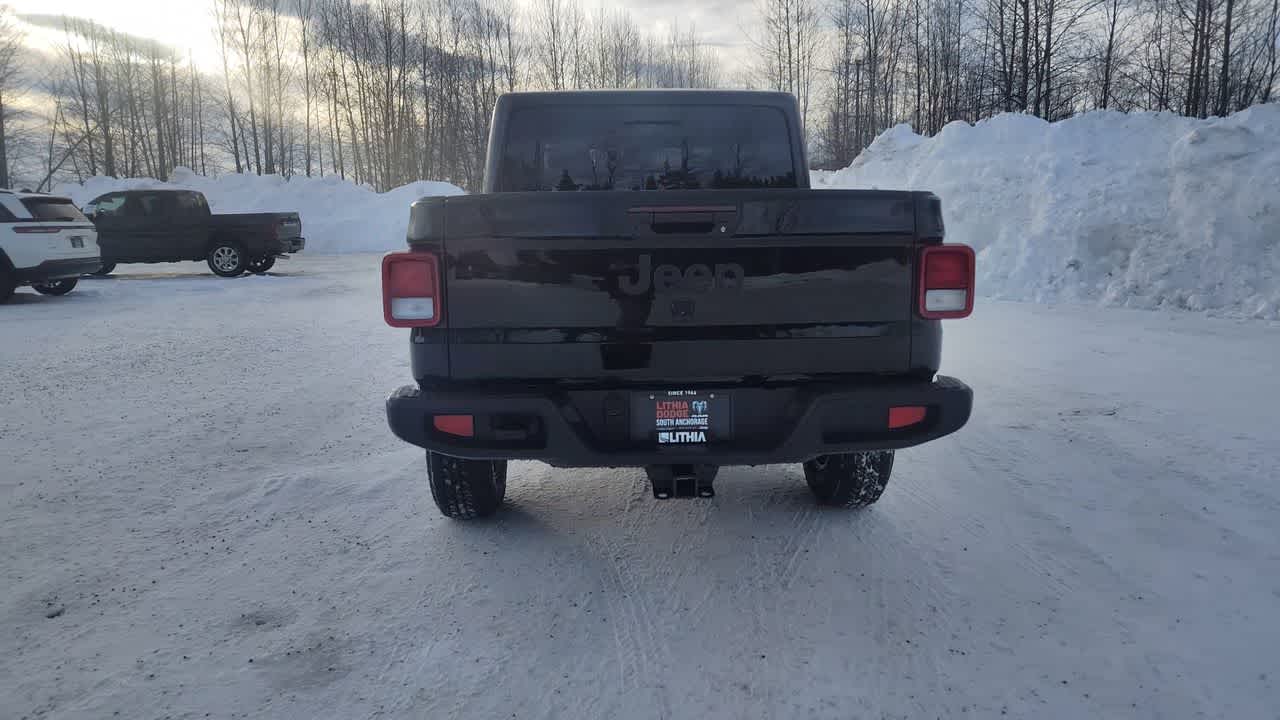 Thumbnail: 2026 Jeep Gladiator - 11