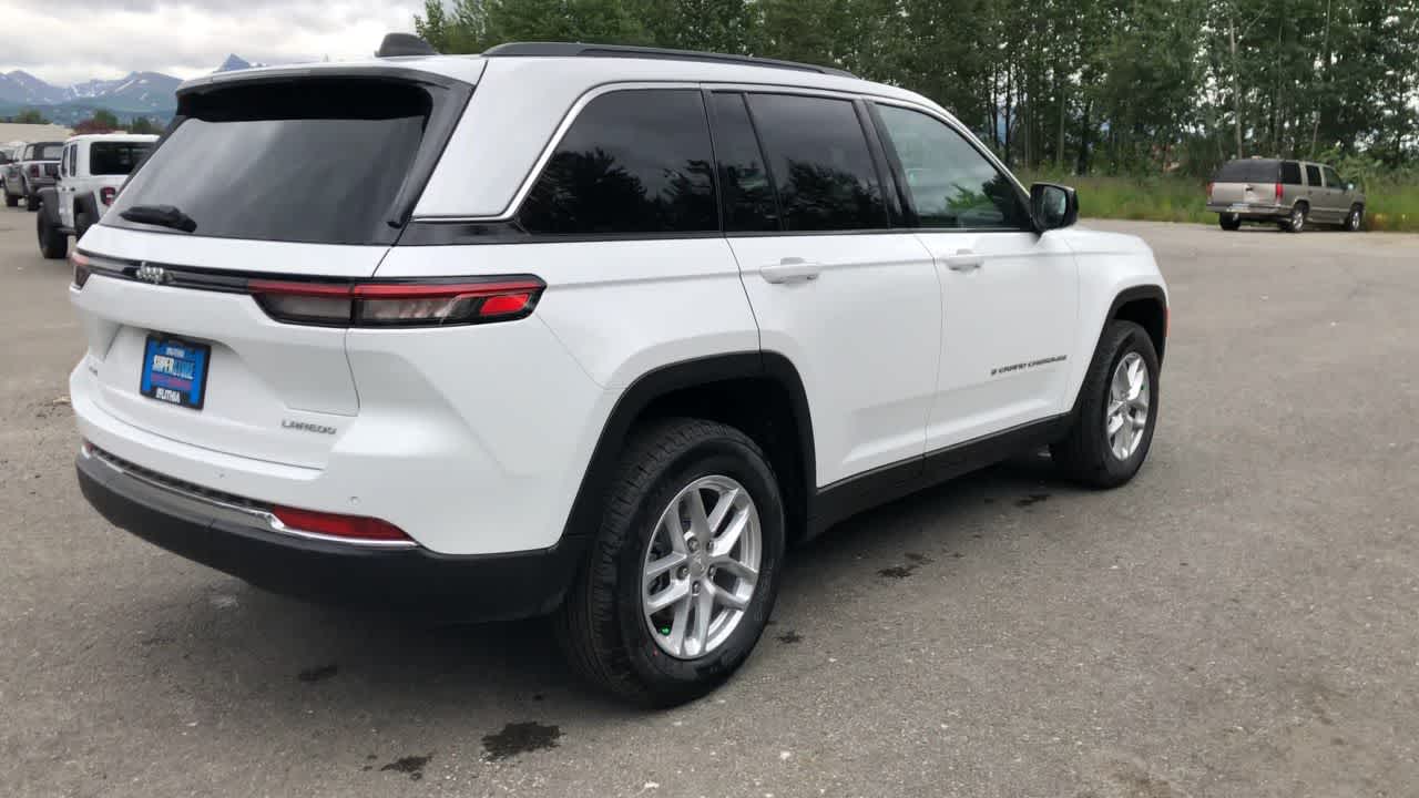 Thumbnail: 2025 Jeep Grand Cherokee - 13