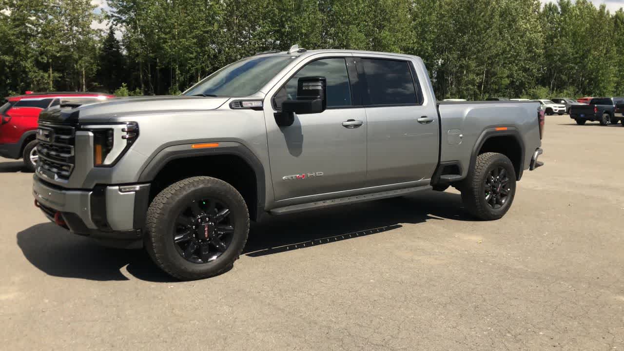 Thumbnail: 2025 GMC Sierra 2500 - 6