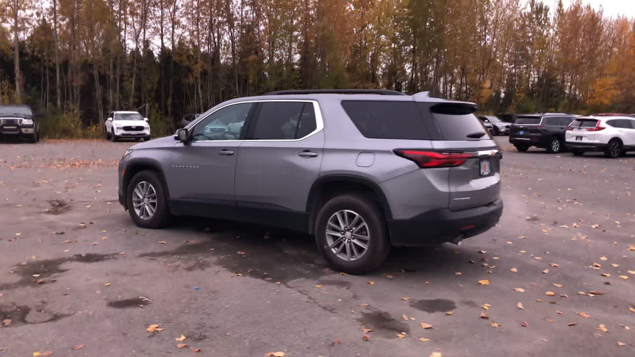 Thumbnail: 2023 Chevrolet Traverse - 10