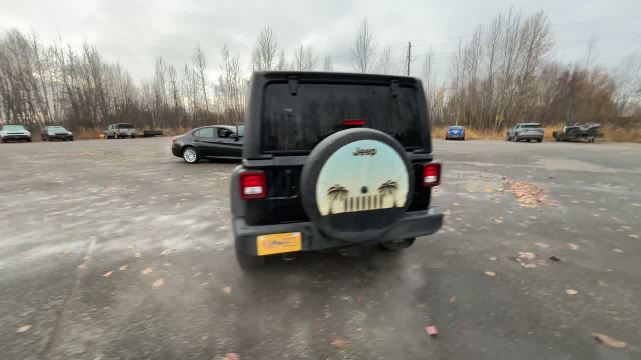Thumbnail: 2021 Jeep Wrangler - 12