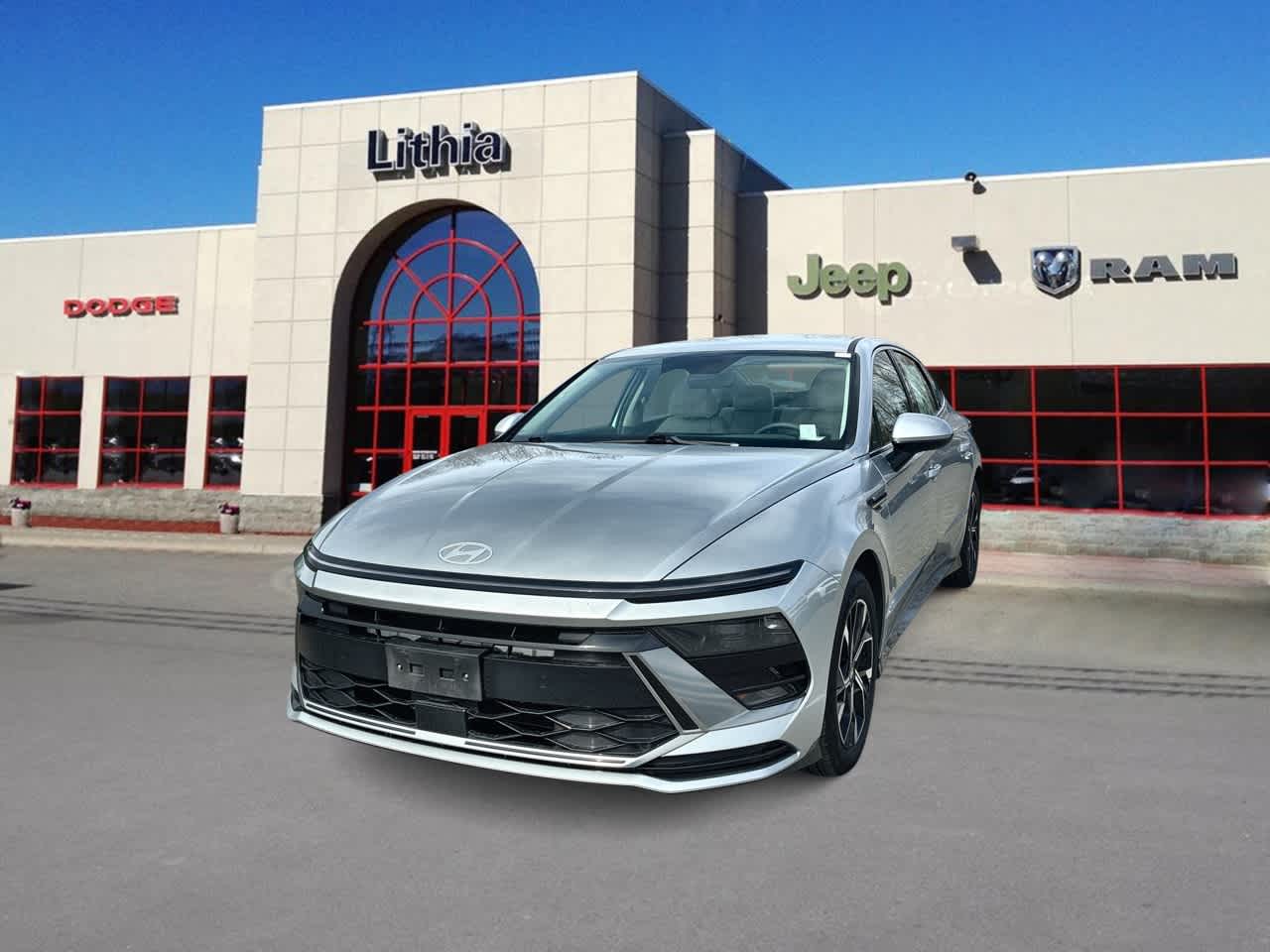 2025 Hyundai Sonata SEL's photo