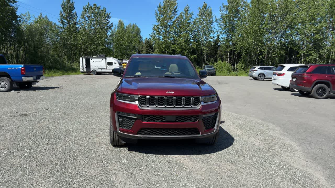 Thumbnail: 2026 Jeep Grand Cherokee - 4