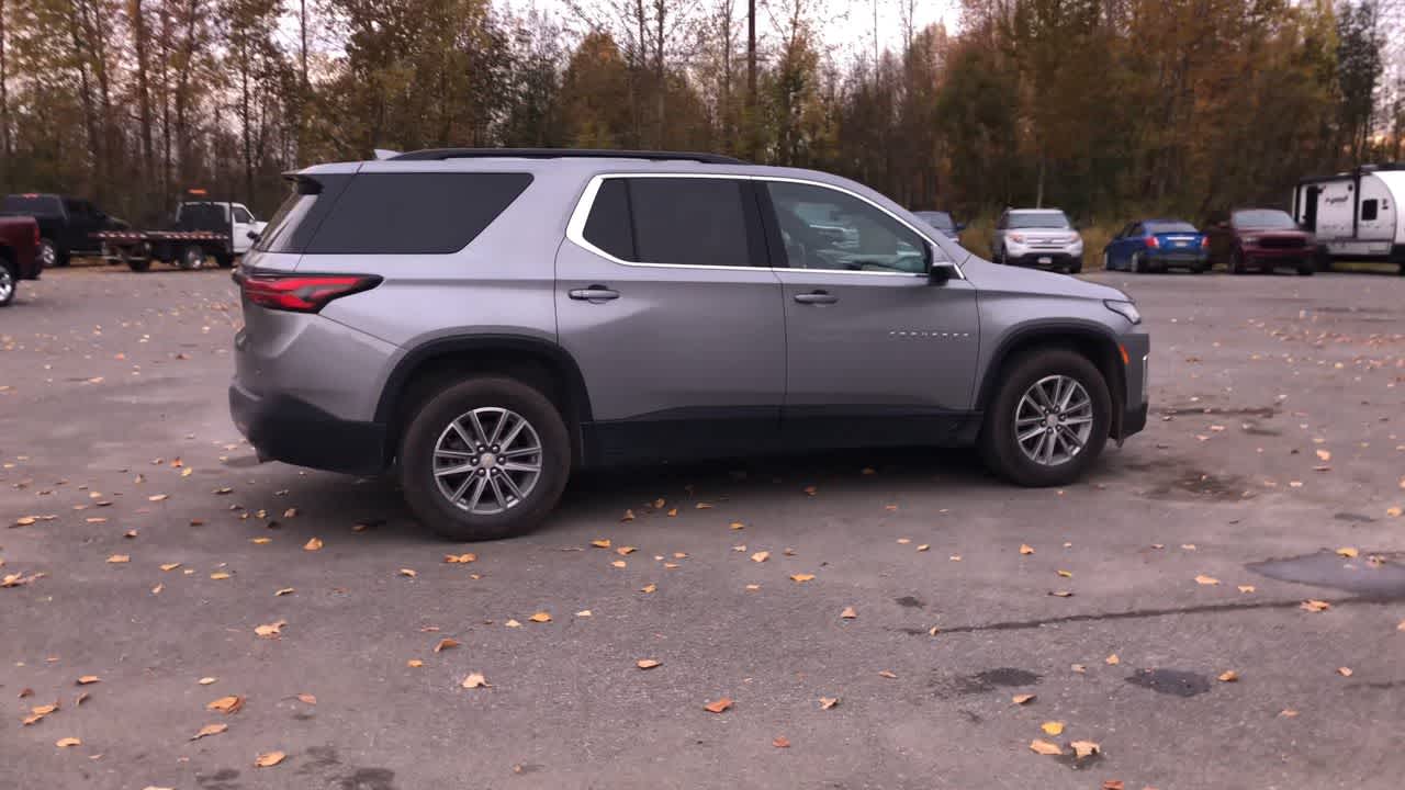 Thumbnail: 2023 Chevrolet Traverse - 15