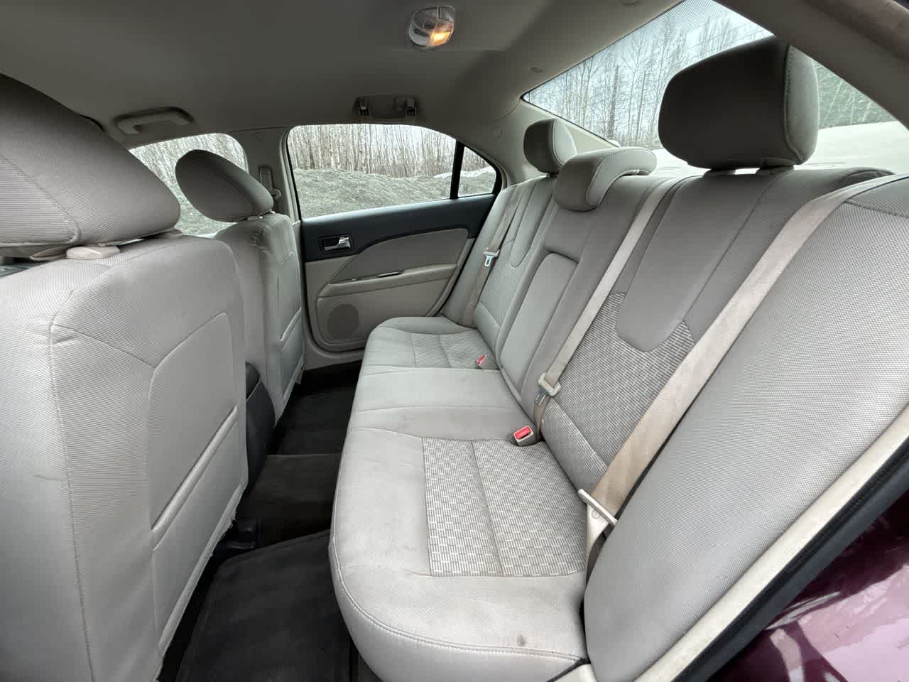 Thumbnail: 2011 Ford Fusion - 22