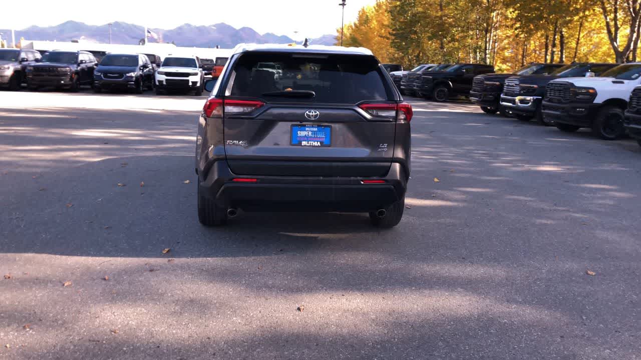 Thumbnail: 2024 Toyota RAV4 - 12