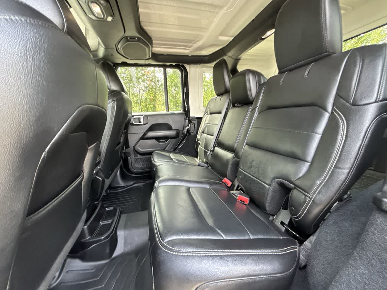 Thumbnail: 2018 Jeep Wrangler - 22