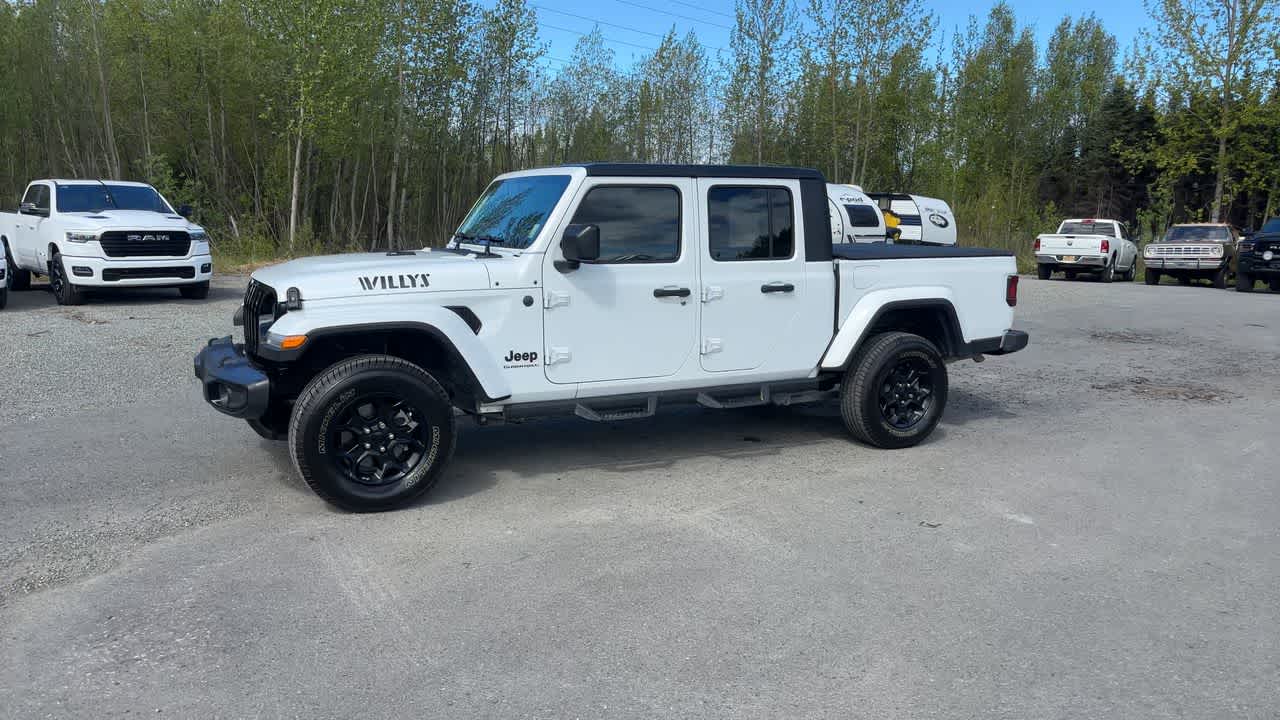 Thumbnail: 2023 Jeep Gladiator - 7