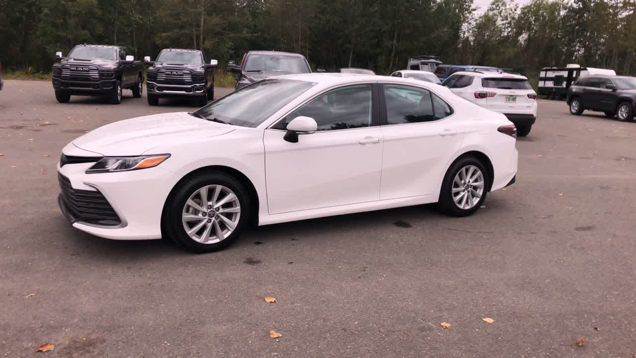 Thumbnail: 2024 Toyota Camry - 6