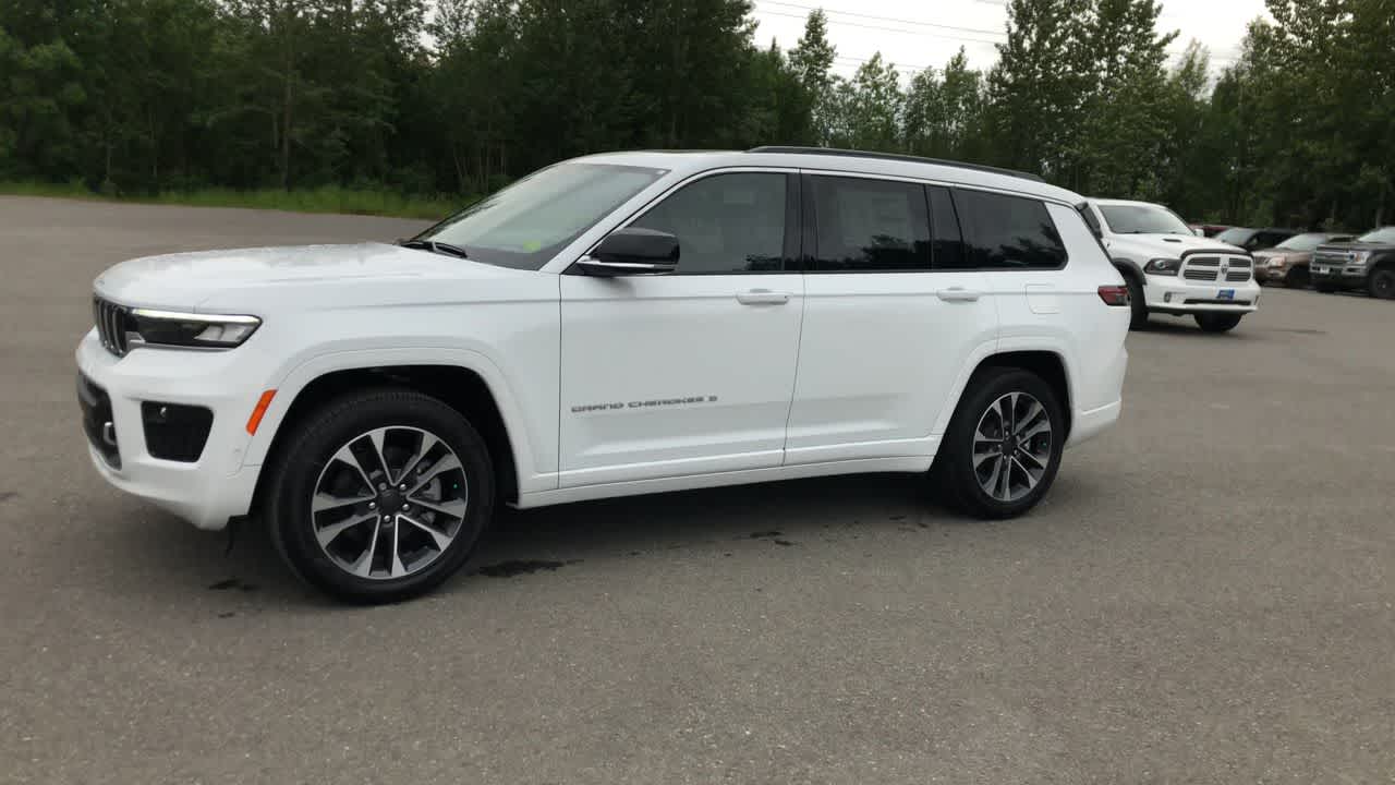 Thumbnail: 2025 Jeep Grand Cherokee - 6
