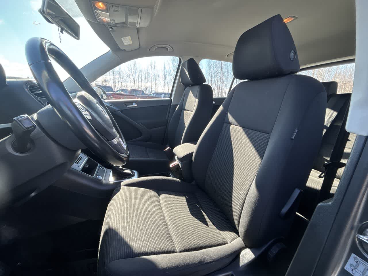 Thumbnail: 2018 Volkswagen Tiguan - 14