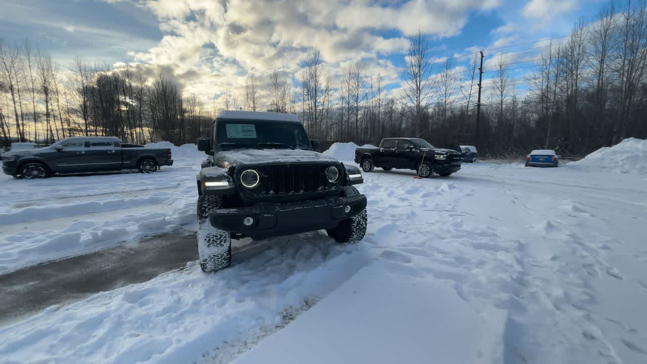 Thumbnail: 2026 Jeep Wrangler - 4