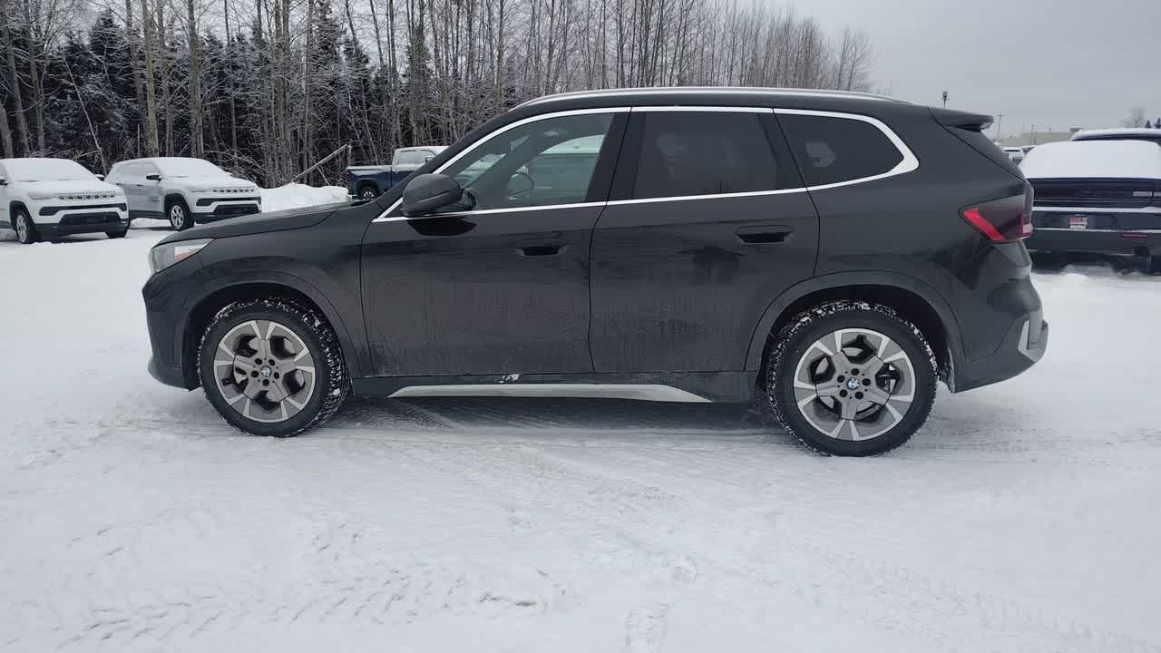 Thumbnail: 2025 BMW X1 - 8