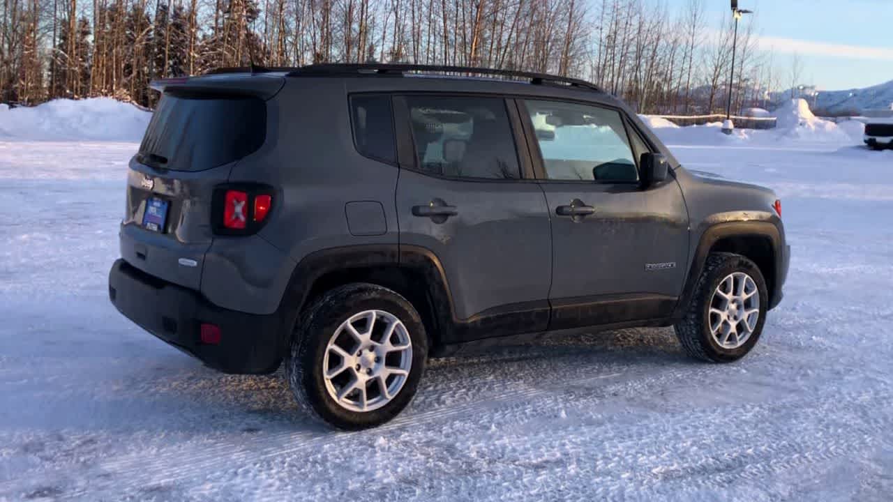 Thumbnail: 2020 Jeep Renegade - 15