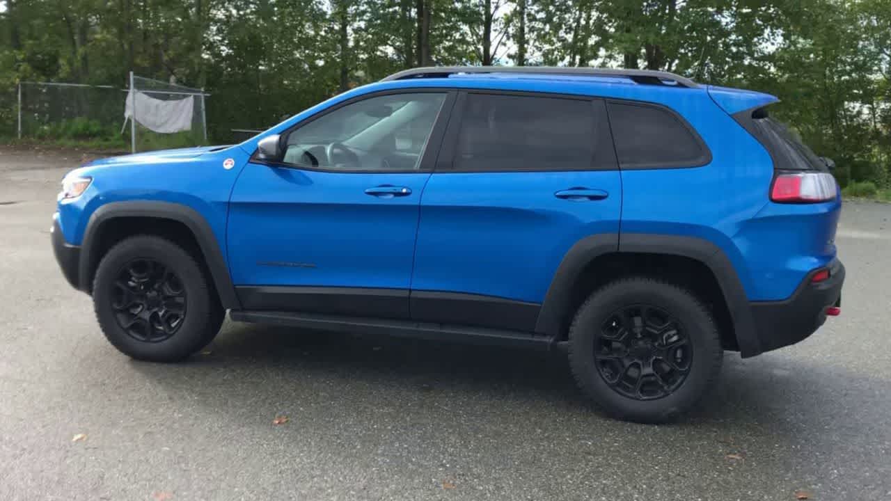Thumbnail: 2021 Jeep Cherokee - 9