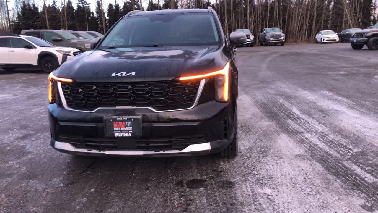 Thumbnail: 2024 Kia Sorento - 4