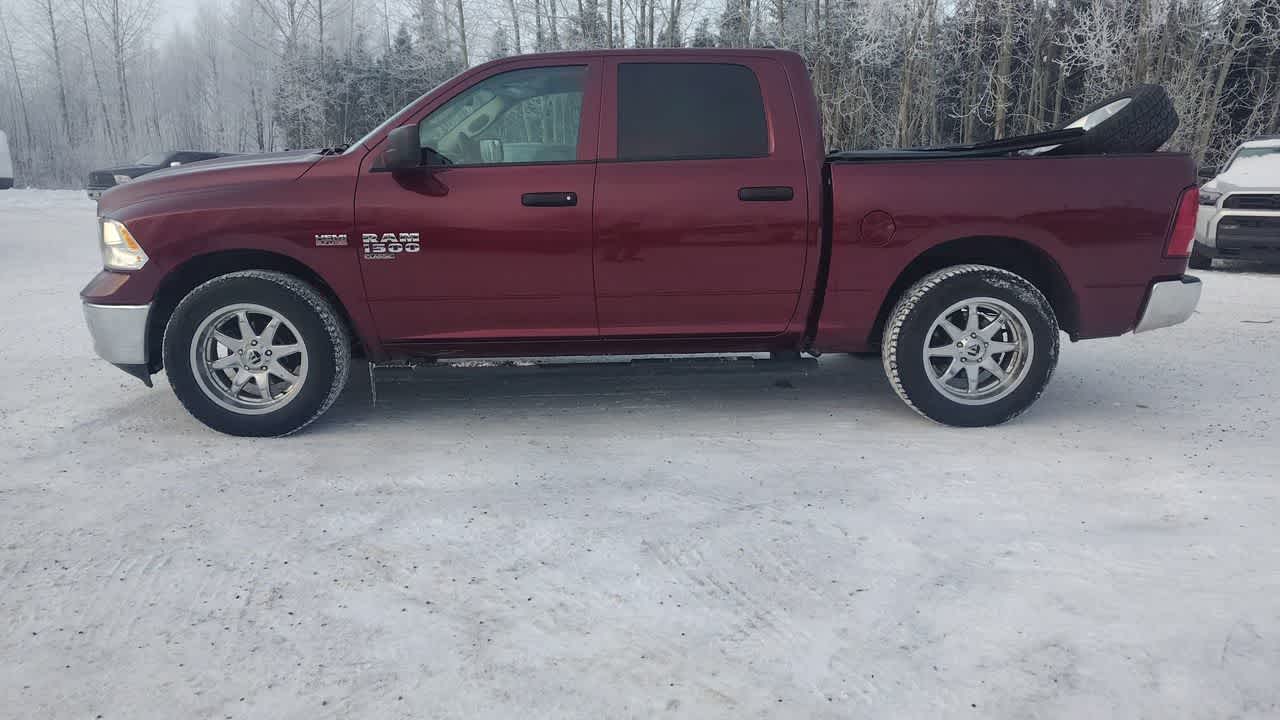 Thumbnail: 2020 RAM 1500 Classic - 6