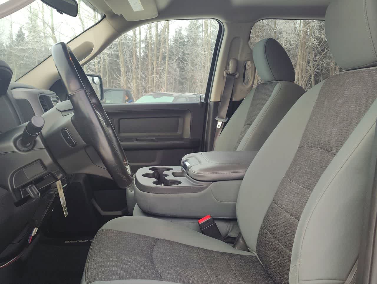 Thumbnail: 2020 RAM 1500 Classic - 23