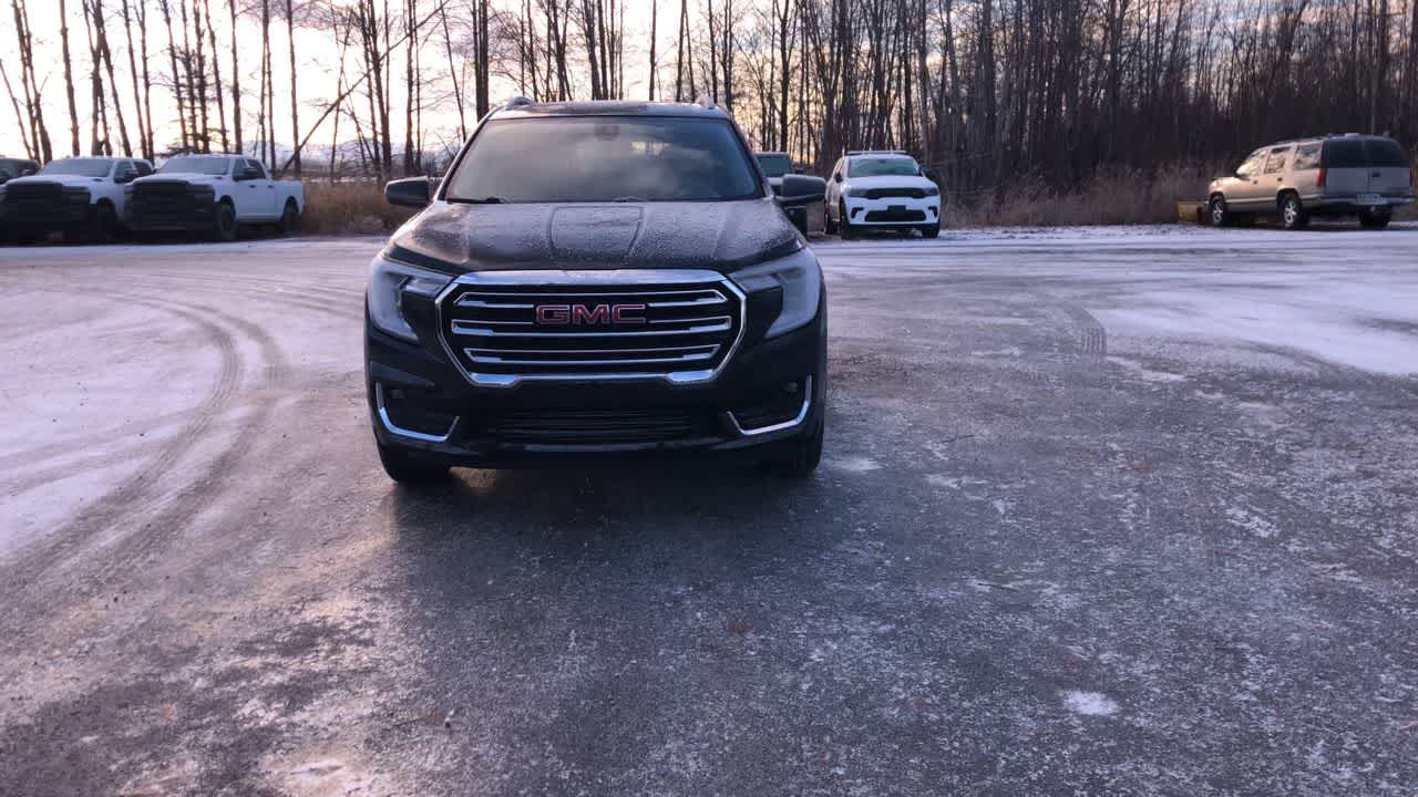Thumbnail: 2024 GMC Terrain - 4