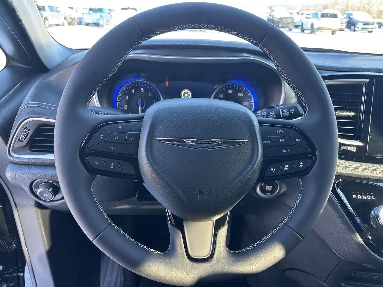 Thumbnail: 2026 Chrysler Pacifica - 16