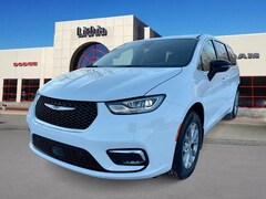 2026 Chrysler Pacifica SELECT AWD Passenger Van