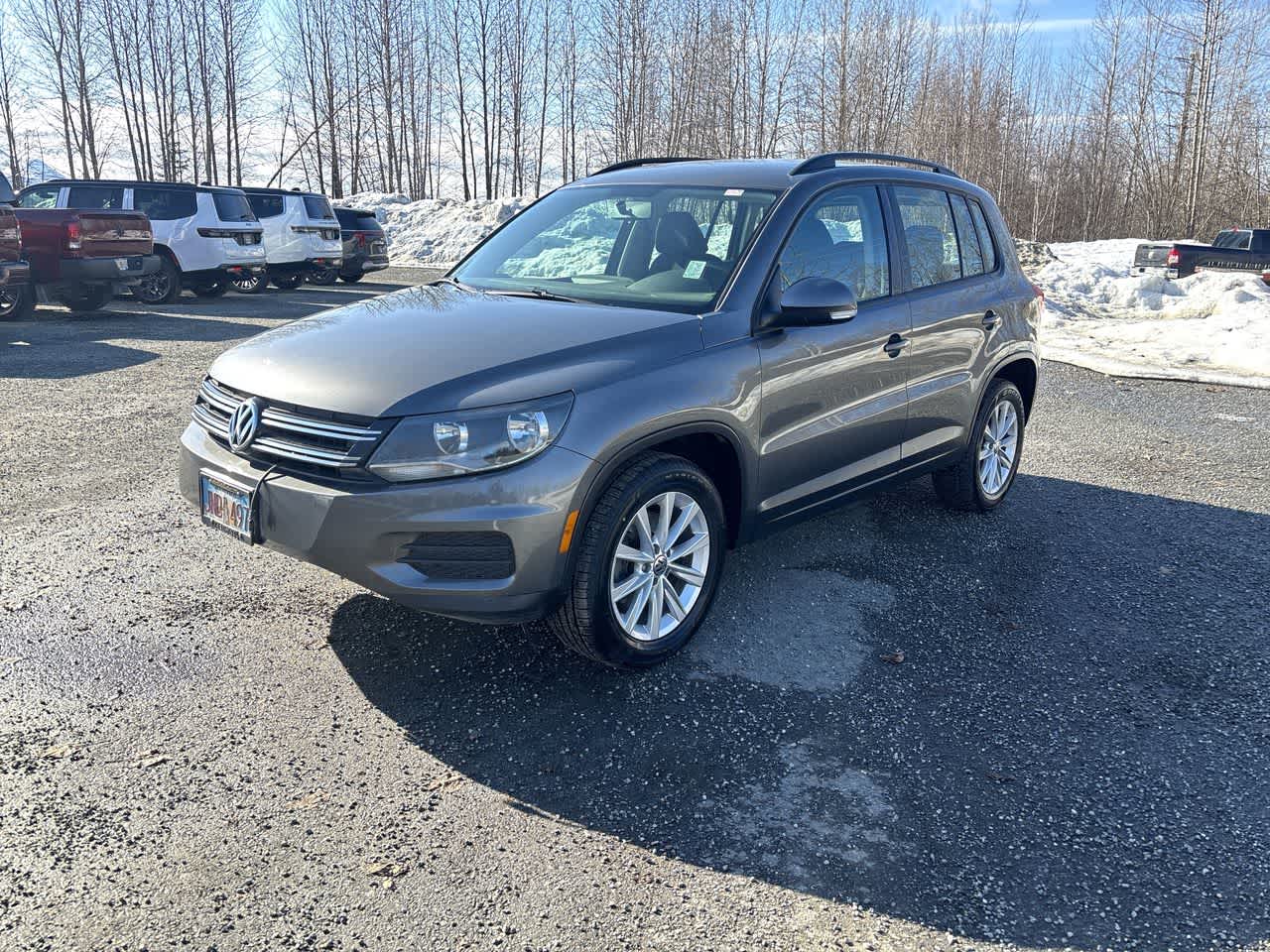 Thumbnail: 2018 Volkswagen Tiguan - 4
