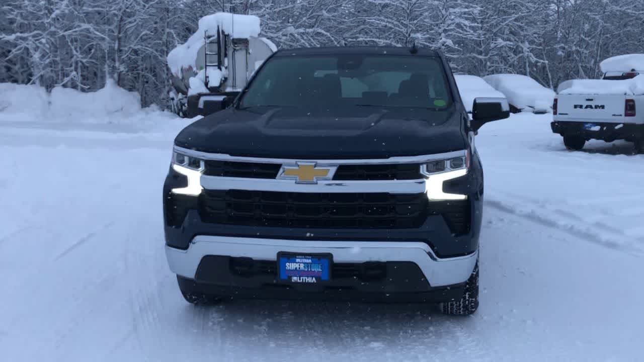 Thumbnail: 2022 Chevrolet Silverado 1500 - 5