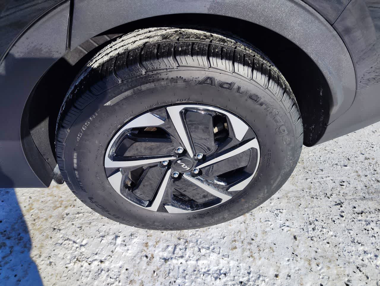 Thumbnail: 2023 Kia Sportage - 13