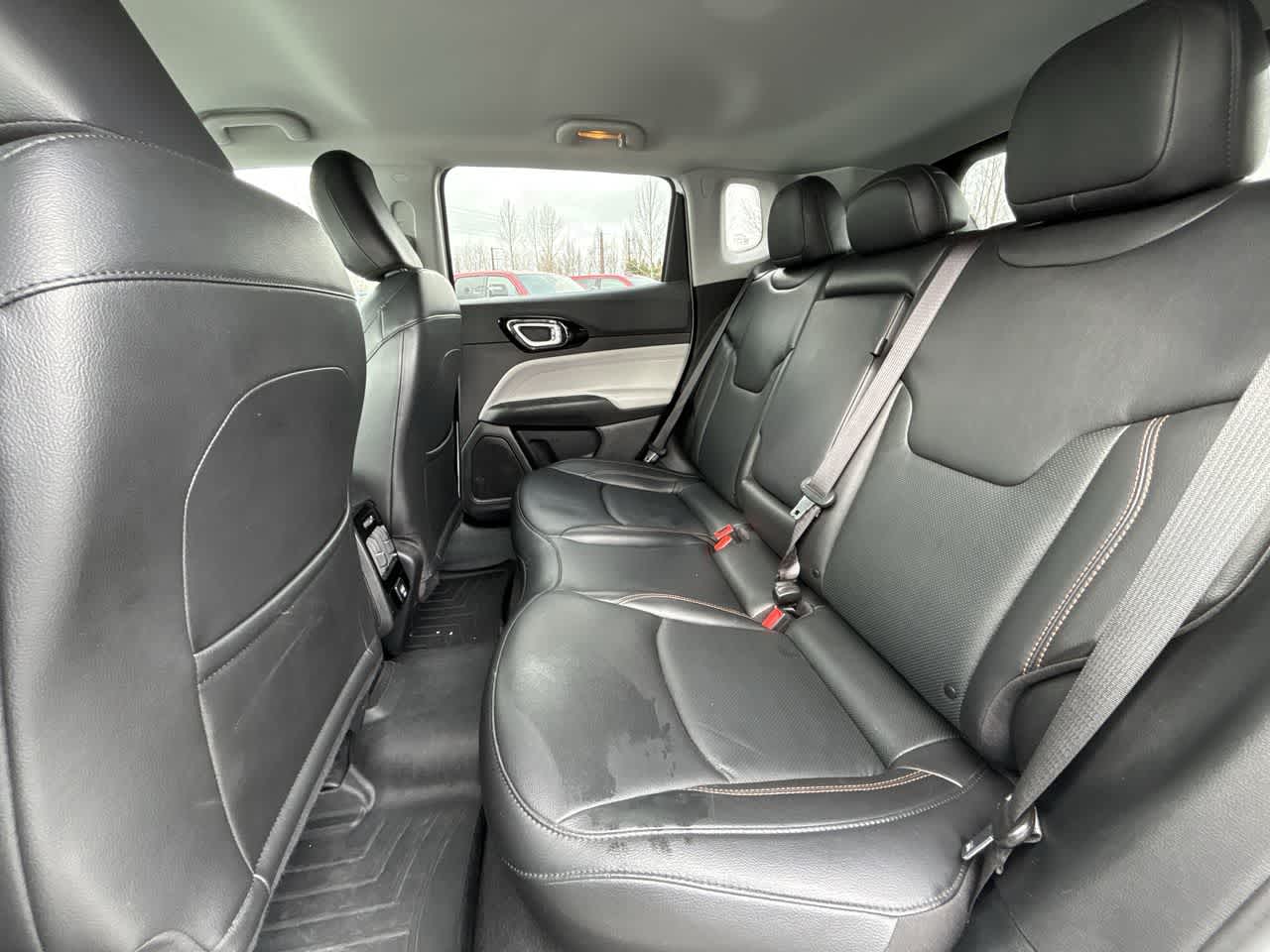 Thumbnail: 2022 Jeep Compass - 13