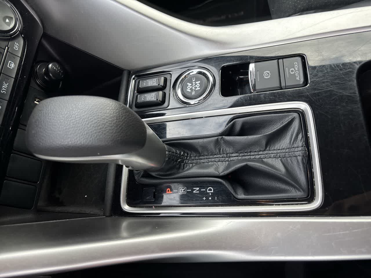 Thumbnail: 2024 Mitsubishi Eclipse Cross - 18