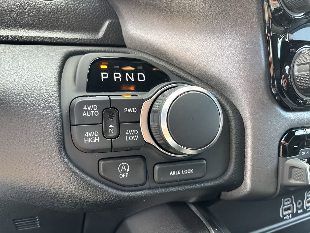 Thumbnail: 2026 RAM 1500 - 27